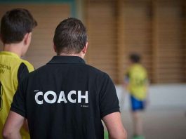 5 Pendekatan Psikologis Saat Menjadi (atau Mencari) Coach Esports